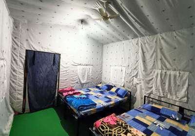 camp-room