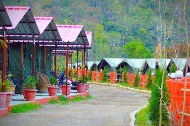 Luxury Camp with Swimiing Pool in Rishikesh: Ideal for Families.