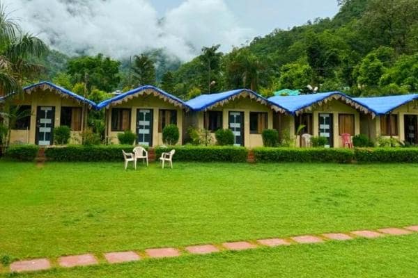 Riverside AC Cottage on Neelkanth Road Rishikesh